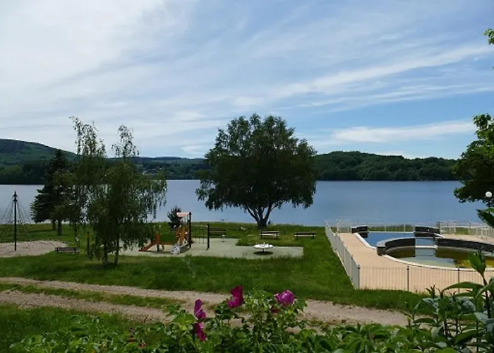 Le De L'adrech ラコーヌ